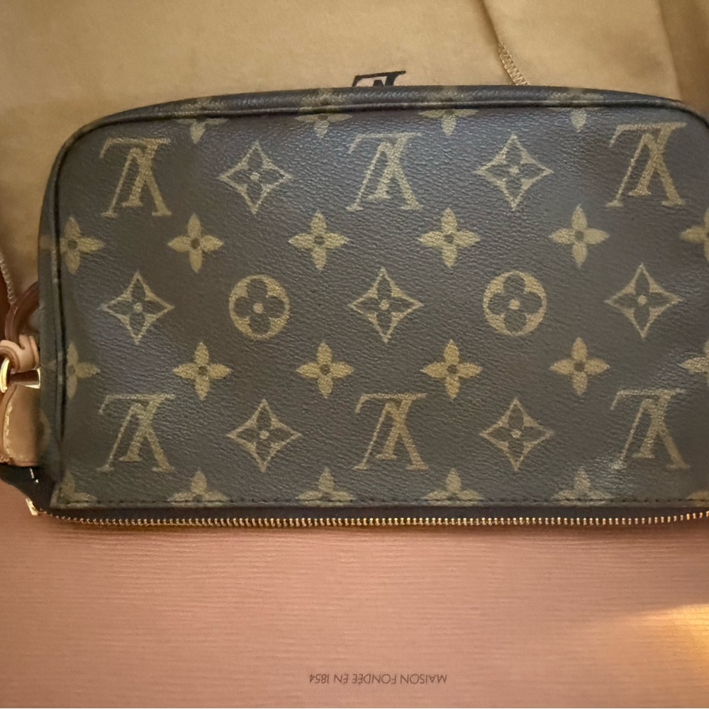 Louis Vuitton Monogram Bag - Picture 2 of 11